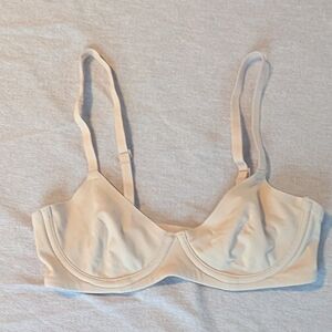 SKIMS - First Everybody Unlined Demi Bra - Mica - 32B